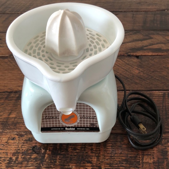 Vintage Milkglass Silex Juicit Juicer